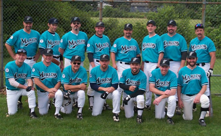 2000 Marlins team picture