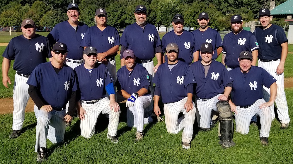 2019 Yankees team picture