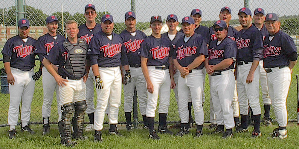 2002 Twins team picture